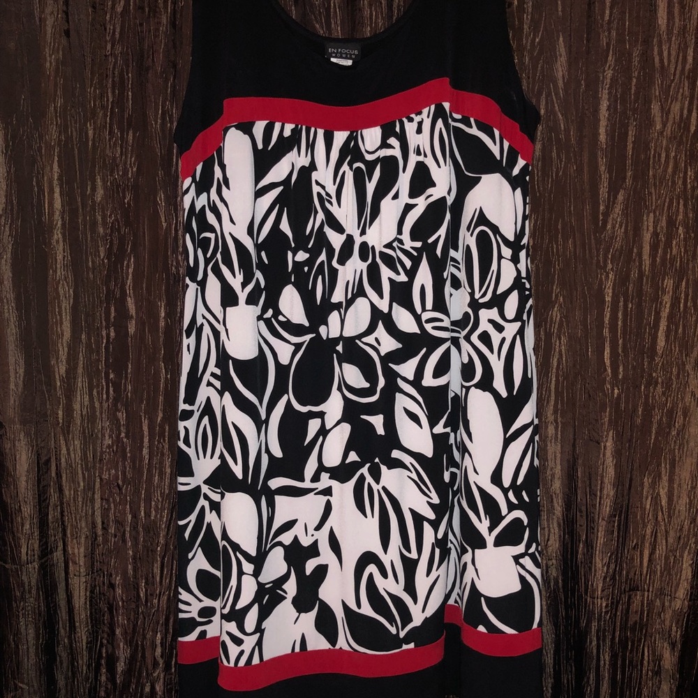 CUTE BLACK, WHITE & RED DRESS